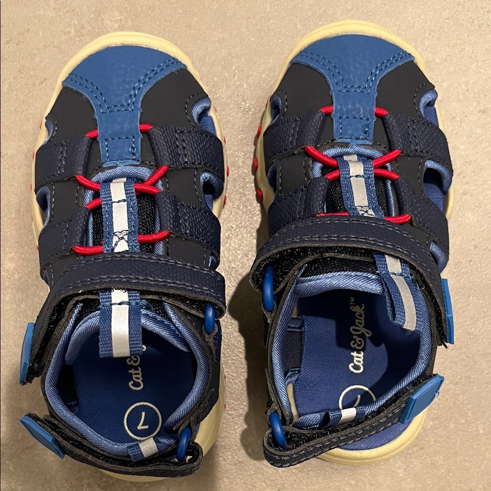 Cat & Jack Kids' Navy and Red Sandals